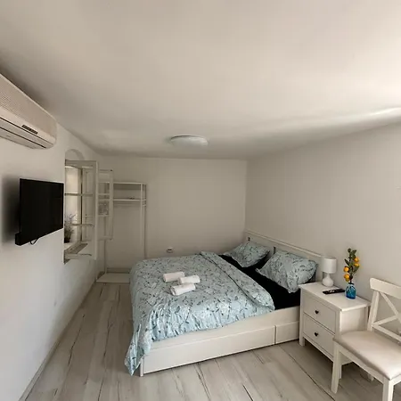 Ela Appartamento *