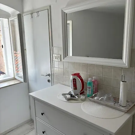 Ela Apartment